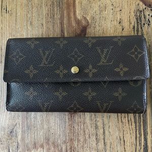 Louis Vuitton Wallet-Authentic